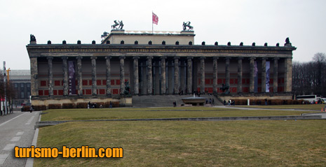 Altes Museum (Museo Viejo)